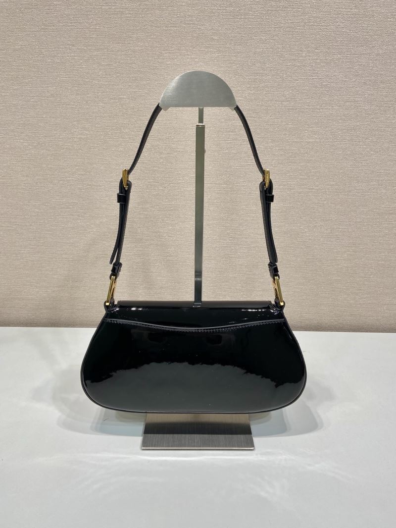 Pra*a cleo bags